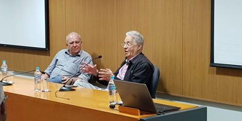 Sou a favor da reforma, mas com equilíbrio, diz FHC
